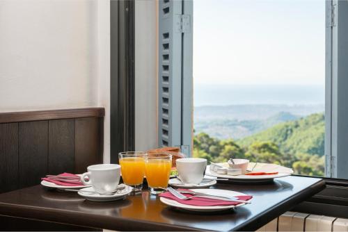 Petit Hotel Hostatgeria Sant Salvador