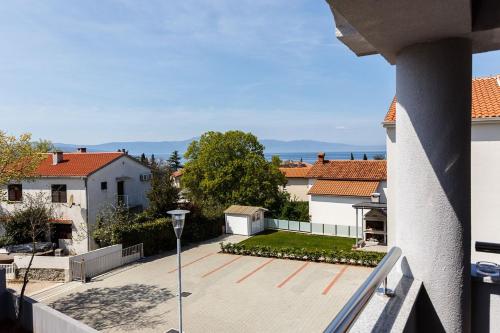 Apartment with Balcony image 4