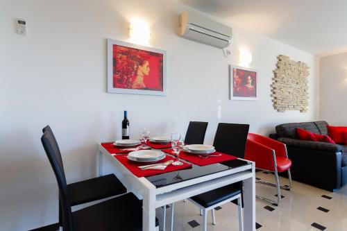 Apartments Adria