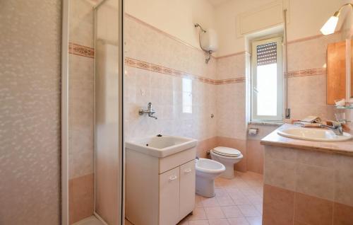 Apartment with one bedroom in Santa Maria di Castellabate with wonderful sea view enclosed garden and WiFi 200 m from the beach - image 7