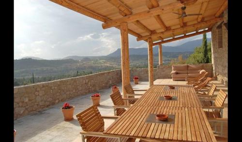 Gironella Villa Sleeps 7 with Pool gîte à louer Gironella