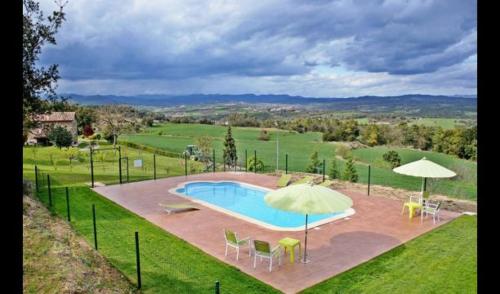 Olost Villa Sleeps 8 with Pool gîte à louer Santa Creu dels Juglars