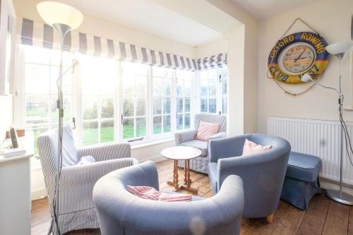 Sanctuary House - image 2