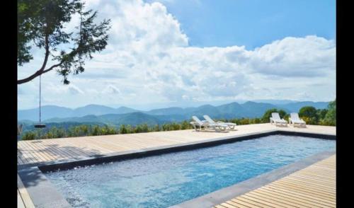 Camprodon Villa Sleeps 12 with Pool and Air Con gîte à louer els Banys de la Presta