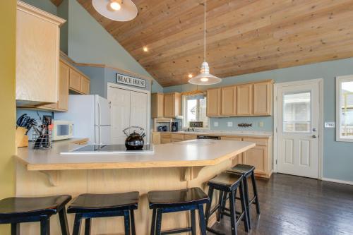 The Kiwanda Surf House - image 8
