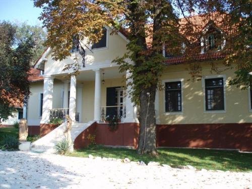  Gesztenyés Panzió in Szada