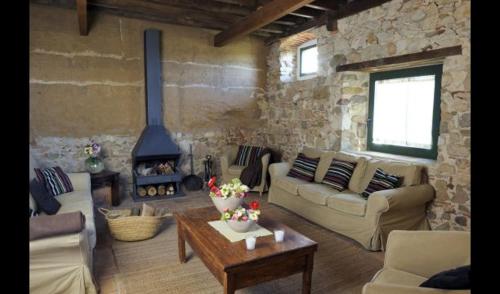 Sant Andreu Salou Villa Sleeps 14 with Pool and Air Con gîte à louer Seriñá