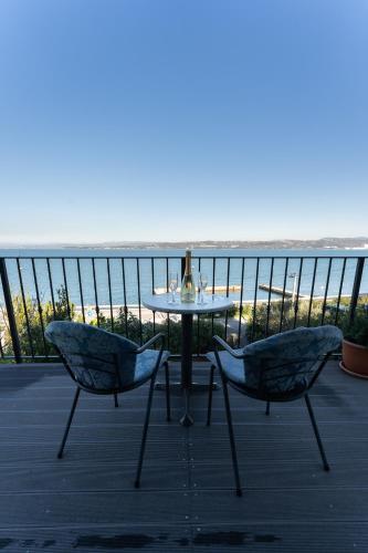 Apartment with Balcony