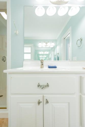 211 E Arctic - Tee Fore Two - Oceanfront - 4 Bedrooms - image 4