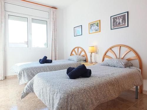 Villa Nerea with air conditioning & private swimming pool only 400m to the beach ideal for families