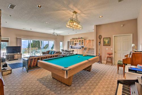 Sky-High Haven Over Lake Chatuge with Billiards - image 6