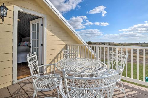 Hot Tub & Game Room! Family Schulenburg Retreat in كولومبوس
