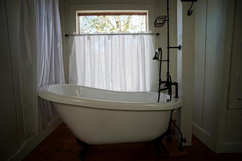 Wild Sage Barn - image 12