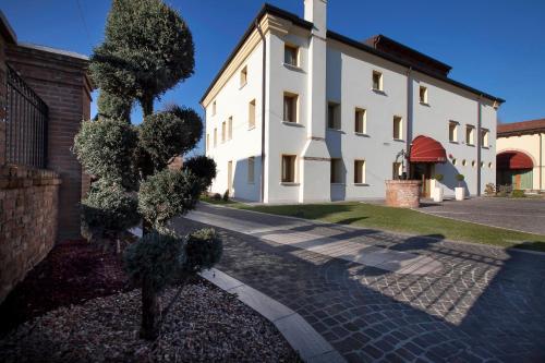 Albergo Antica Corte Marchesini - image 12