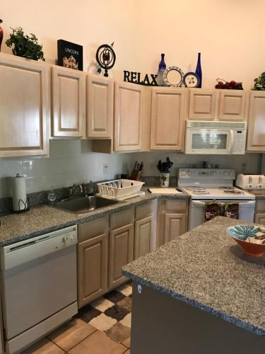 Port St. Lucie West PGA Golf Condo - image 8