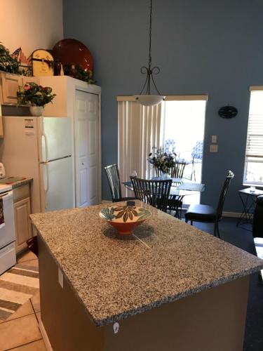 Port St. Lucie West PGA Golf Condo - image 2