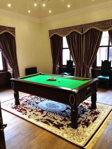 Beautiful 4-Bed Villa in Glasgow, Glasgow (photo 10)