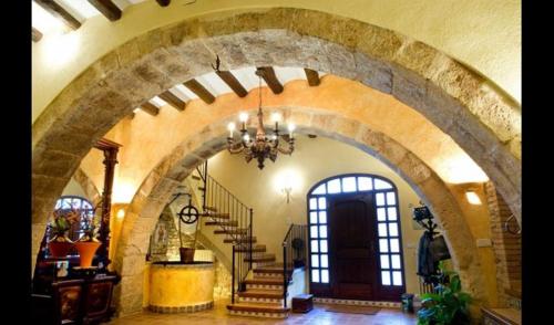 Santa Oliva Villa Sleeps 16 with Pool and Air Con gîte à louer Santa Oliva