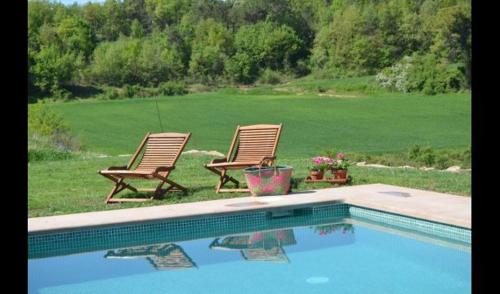 Vic Villa Sleeps 8 with Pool gîte à louer Sant Hipòlit de Voltregà