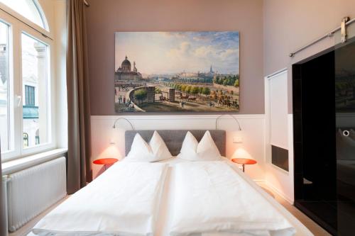 Boutique Double or Twin Room image 9