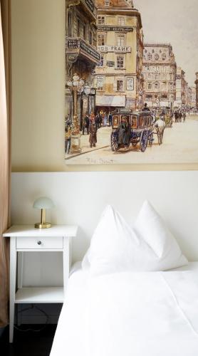 Boutique Double or Twin Room image 6