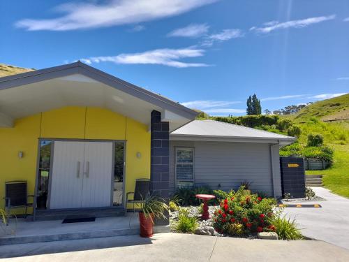 Hidden Gem in Oaklands - Accommodation - Napier