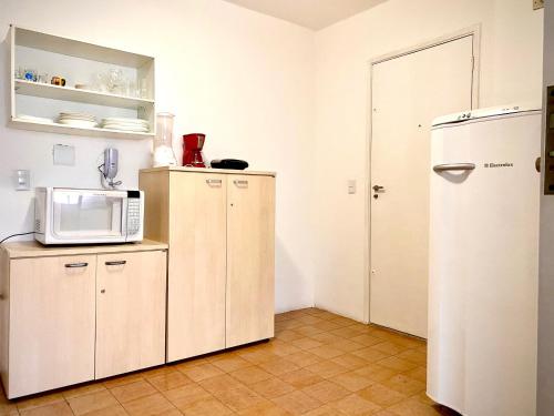Vila Olímpia Colors 3 DORM Vaga Wifi AC Metro, São Paulo (fotografie 7)