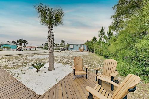 Rookery III Bungalow with Pools Near Beach cabin - image 7