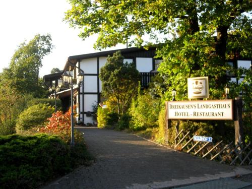 B&B Cleeberg - Dreikausens Landgasthaus Wildhof - Bed and Breakfast Cleeberg