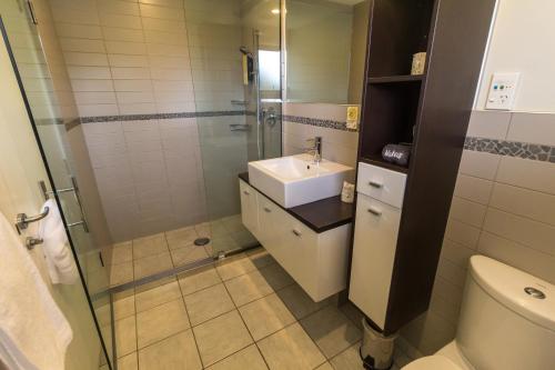 Bay of Islands Gateway Motel & Apartments - 화장실