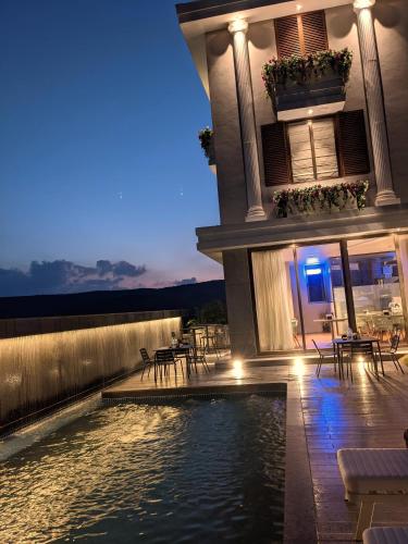 المنظر الخارجي, Leela Resort, The Exotic Boutique Hotel - Pure Veg in Metgutad