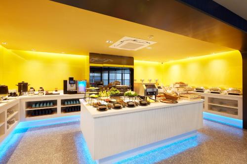 ザ クォーター シーロム バイ UHG