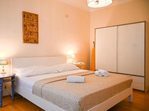 Bright Apartment Schönbrunn Palace, Vienna (photo 3)
