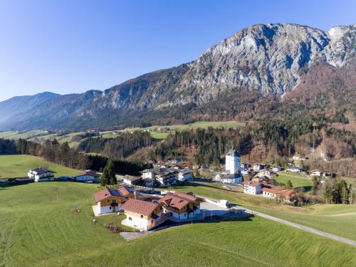 Chalets Weitblick Mariasteinerhof