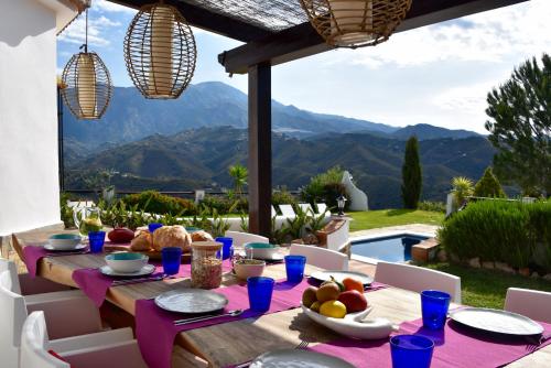  CoraZazen boutique villa with private pool in 29712 Viñuela