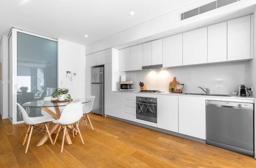 Waterloo St Apartments