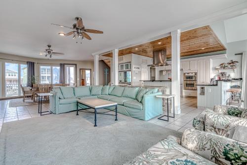 Freedoms on Fort Morgan - 2 Luxe Beachfront Homes home - image 2