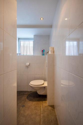 Double Room with Private External Bathroom image 3
