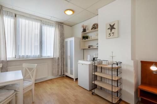 Standard Triple Room image 9