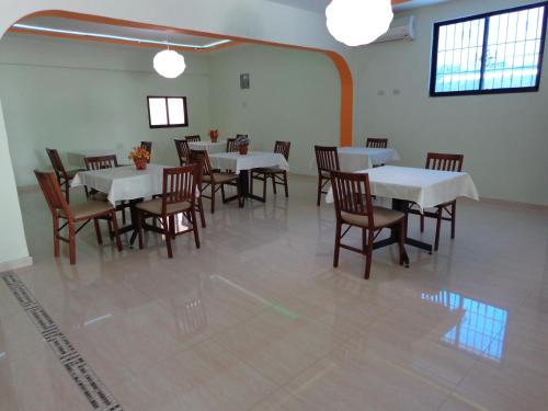 雷纳瑟尔酒店 雷纳瑟尔酒店