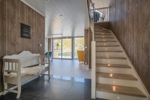 Seafront new cabin in Lofoten, Ballstad (foto 9)