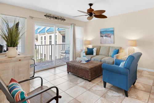 Harry's Beach House by RealJoy Vacations - image 2