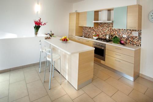 Tremezzo Residence 3 - image 9