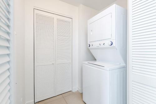 One Bedroom Apartment - City View High Floor