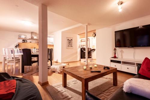  - Apartment im Herzen AROSAS - grossräumig, stylisch & zentral in Arosa