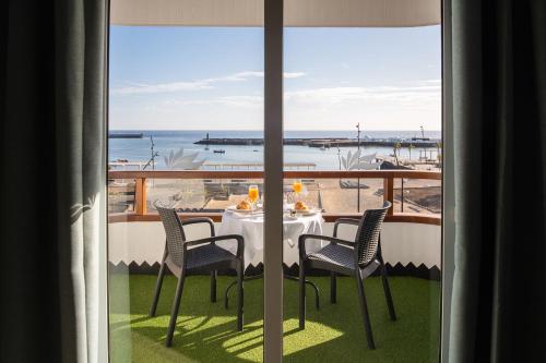 Balcony/terrace, Apartamentos Islamar Arrecife in Lanzarote
