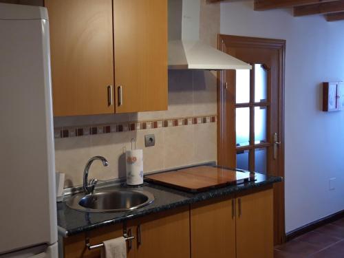 virtuve, Casa rural La tía María (Casa rural La tia Maria) in Pereruela