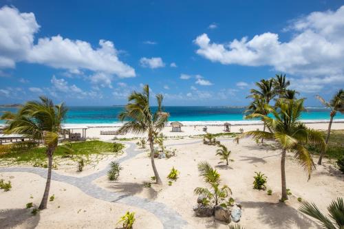 . Orient Beach Hotel