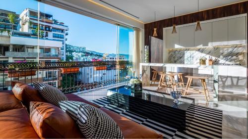 PIER 57 - 608 New & Luxurious 2 BR Romantic Zone, Puerto Vallarta (foto 2)