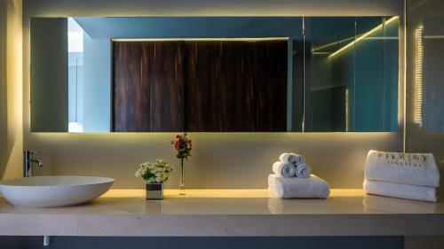 PIER 57 - 608 New & Luxurious 2 BR Romantic Zone, Puerto Vallarta (foto 9)